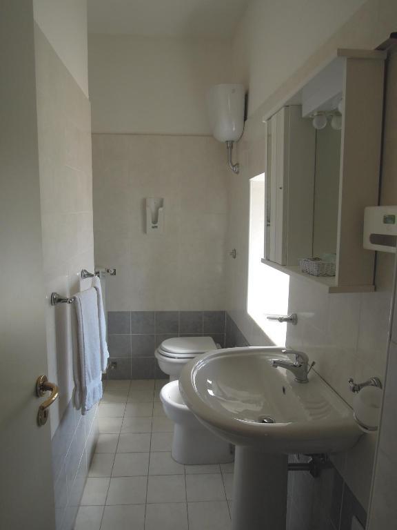 Hotel Sant'Agostino Paola Room photo